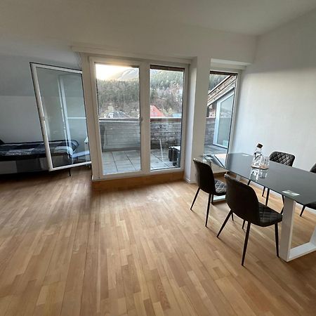 Geraeumiges Sonniges Apartment Mit Bergblick Imst Extérieur photo