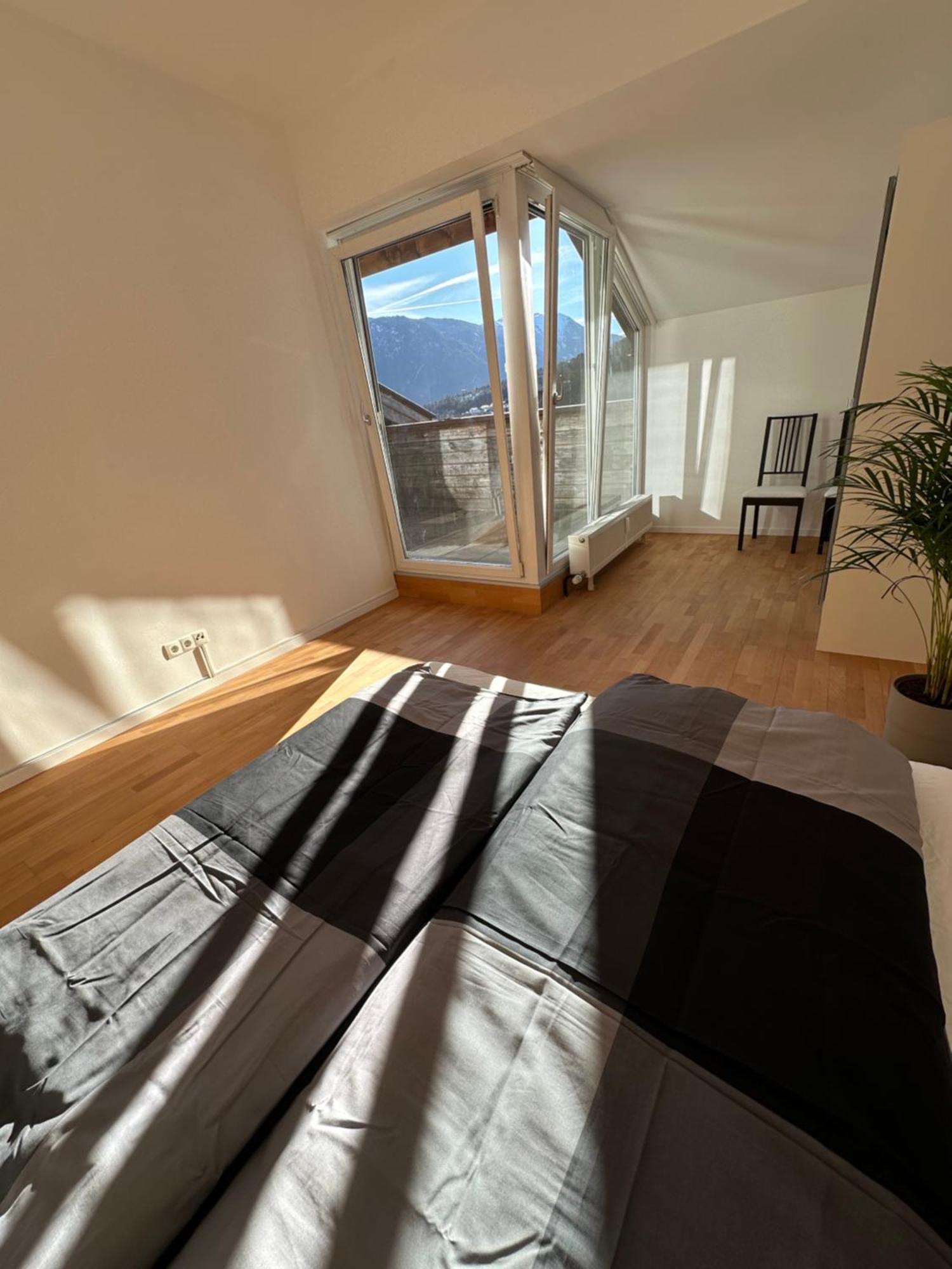 Geraeumiges Sonniges Apartment Mit Bergblick Imst Extérieur photo